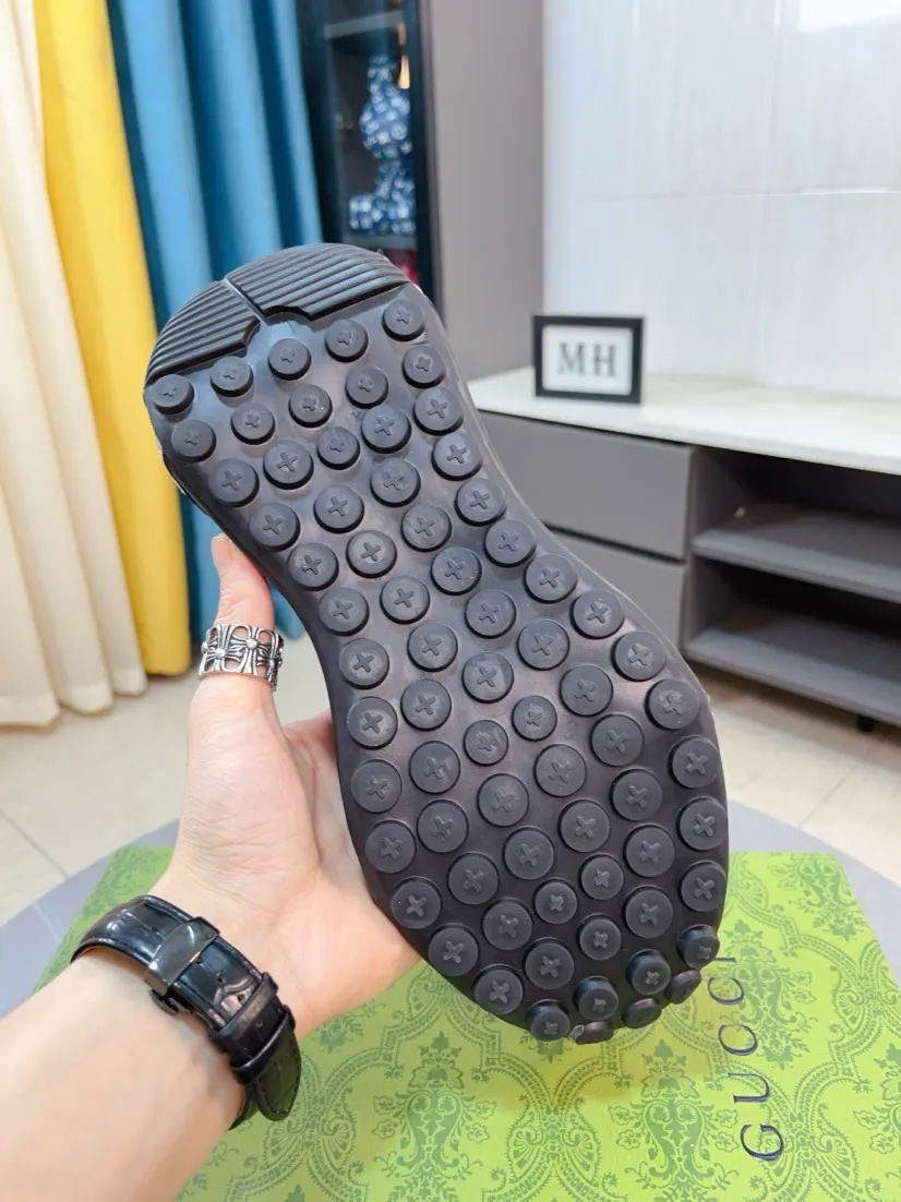 Men's shoes 💰560🌹🌹【GUCCI】pop-top casual sneakers with daddy outsole, breathable and comfortable, easy to walk, a versatile style for trendy men, upper with cowhide edged outsole design➕genuine leather lining➕Gucci's popular original outsole, sports and running style, super comfortable. Code number 38-44